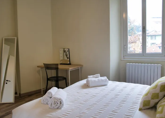 Cozy Away * Lecco